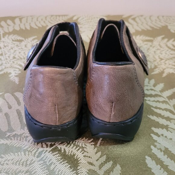 Rieker Shoes - Picture 3 of 7